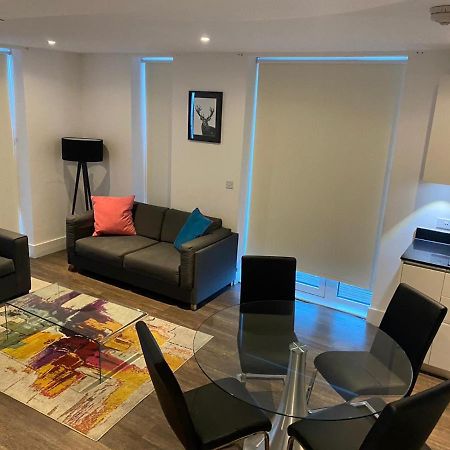 High View Two Bedroom Apartment In Woolwich Londra Esterno foto