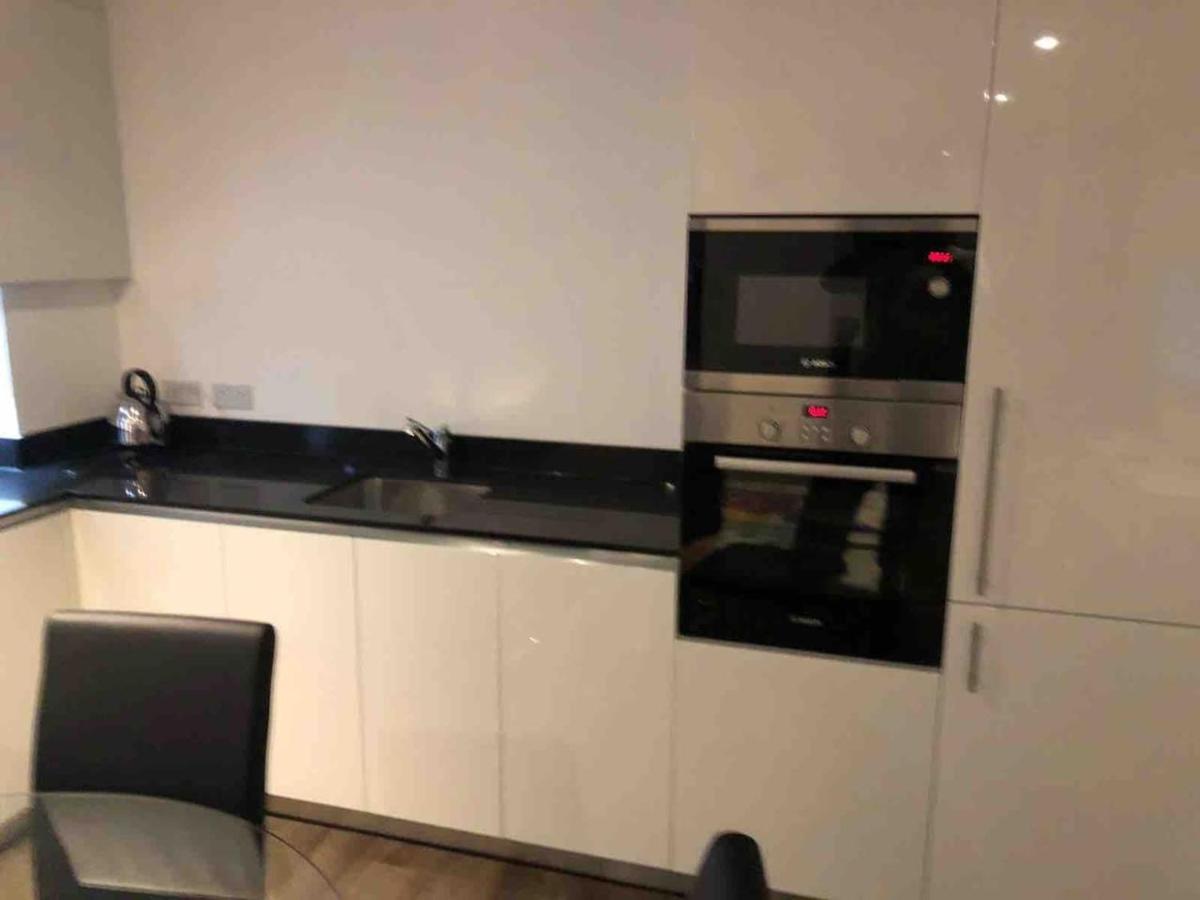 High View Two Bedroom Apartment In Woolwich Londra Esterno foto