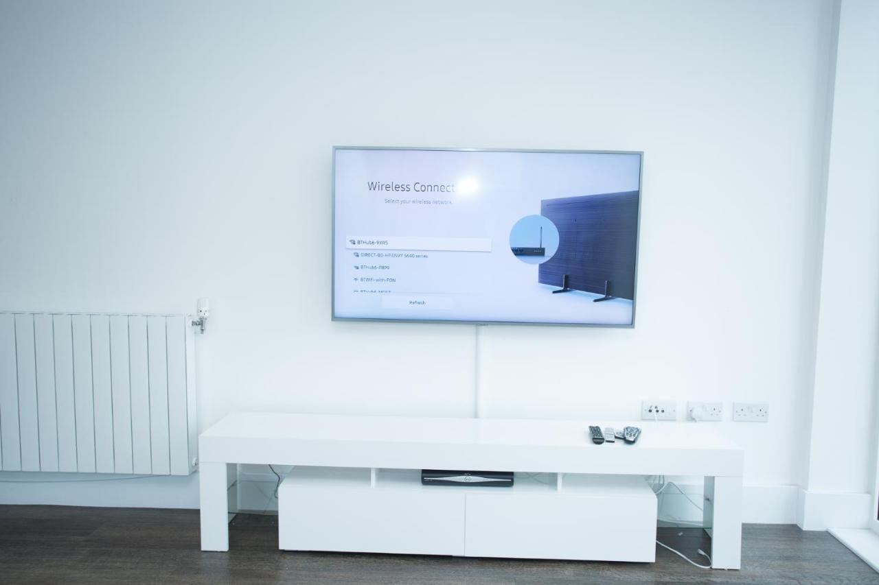 High View Two Bedroom Apartment In Woolwich Londra Esterno foto