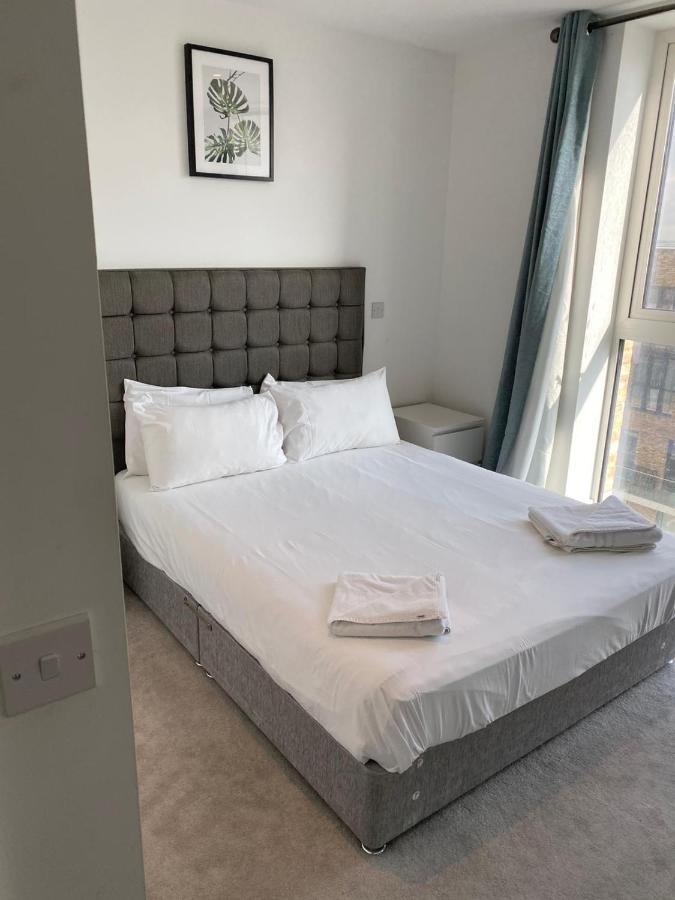 High View Two Bedroom Apartment In Woolwich Londra Esterno foto