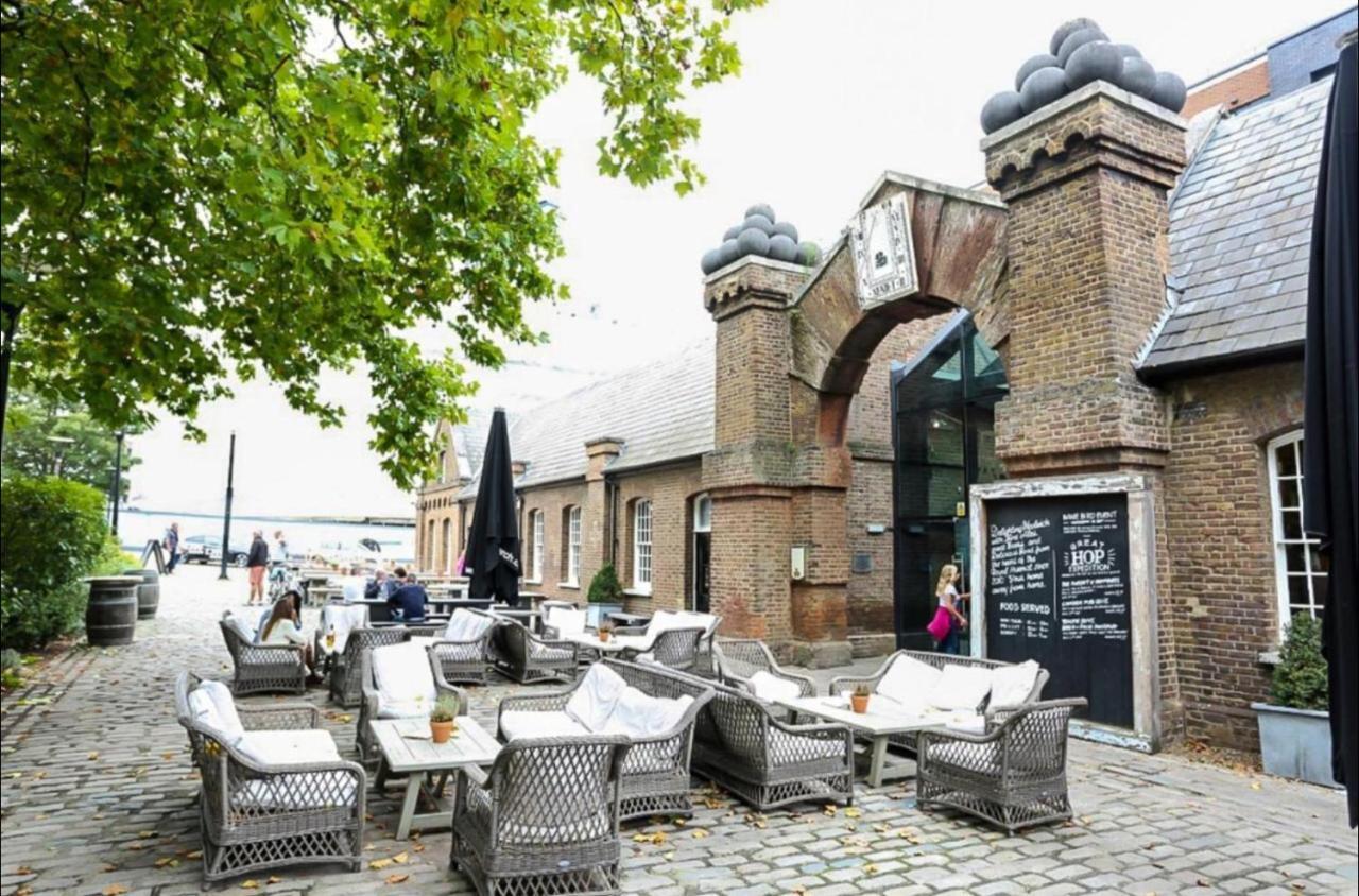High View Two Bedroom Apartment In Woolwich Londra Esterno foto